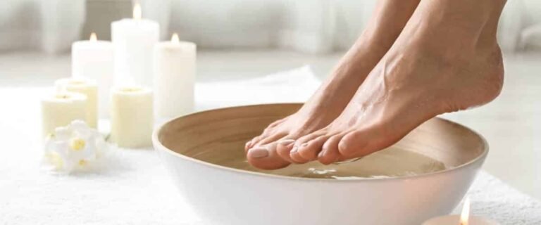 The benefits of a vinegar foot bath!
